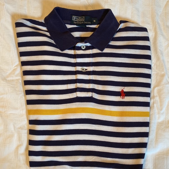 Ralph Lauren Men.Worn in good condition. Collar on 2 small discoloration - Picture 3 of 10